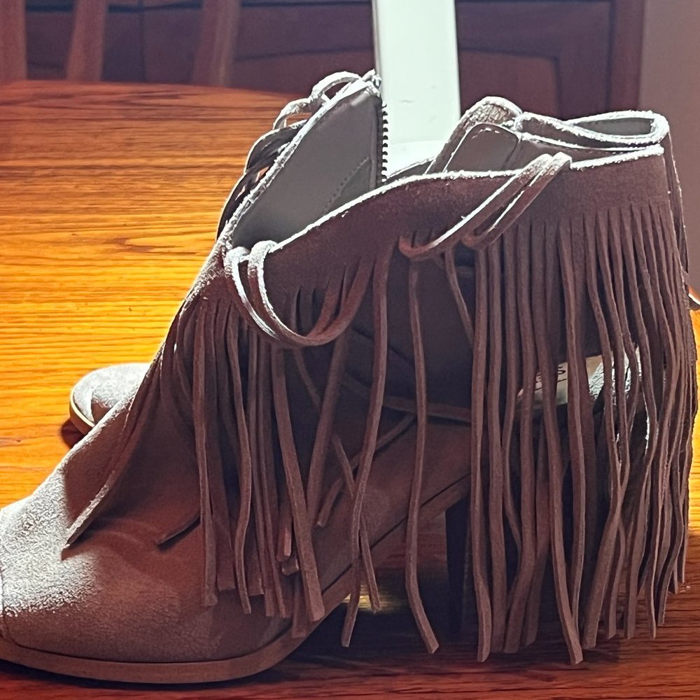Steve Madden size 10 rock-it tan sandals